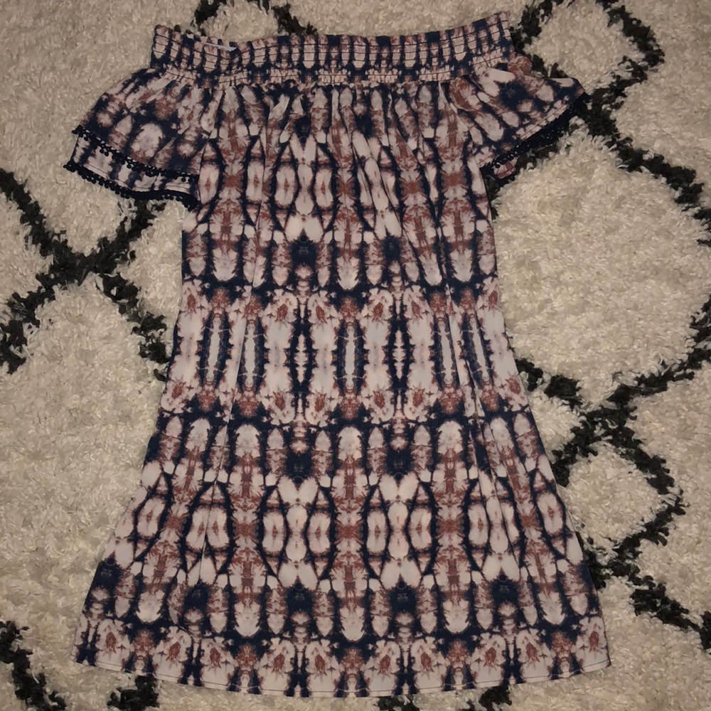 Off the shoulder dress!